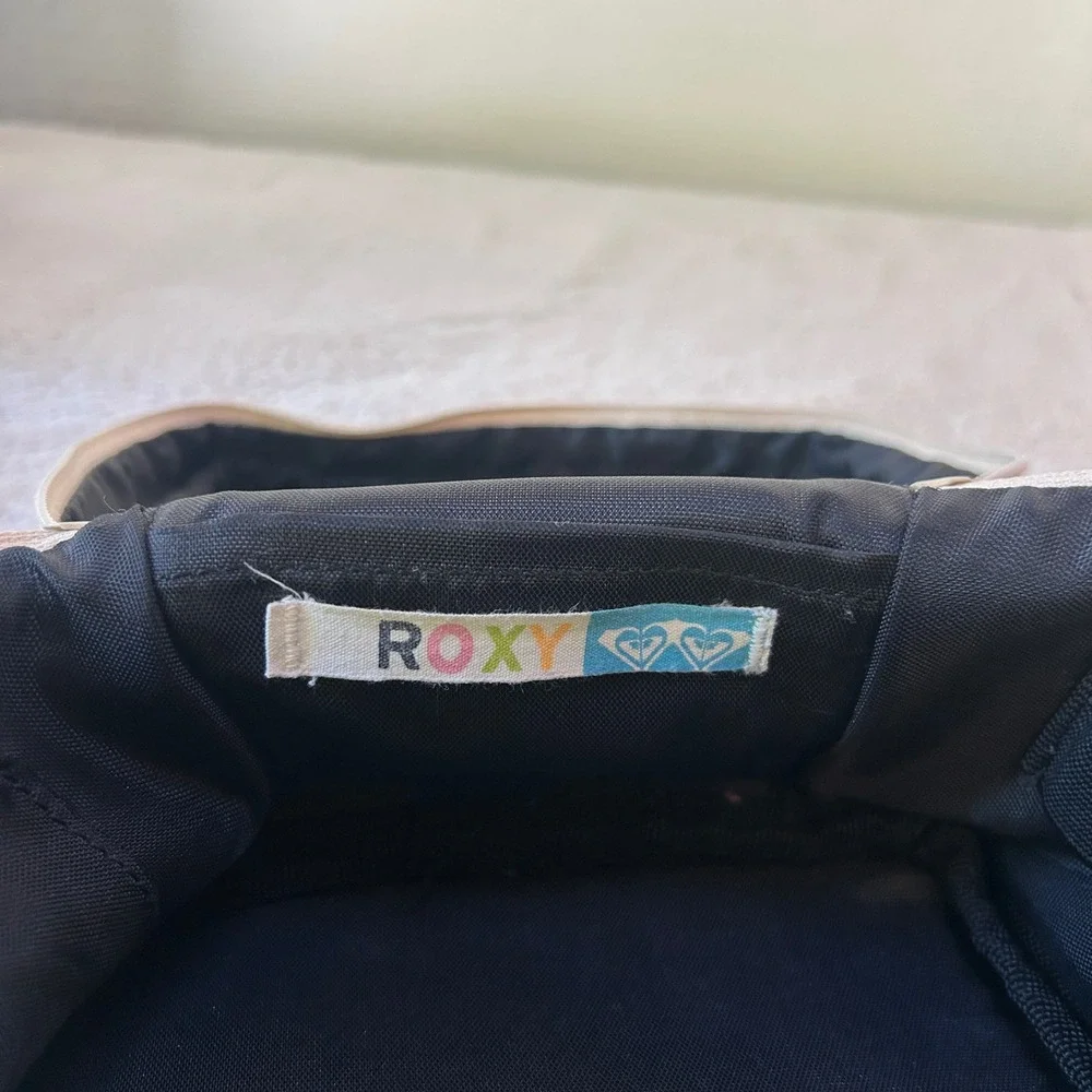 Roxy great brown